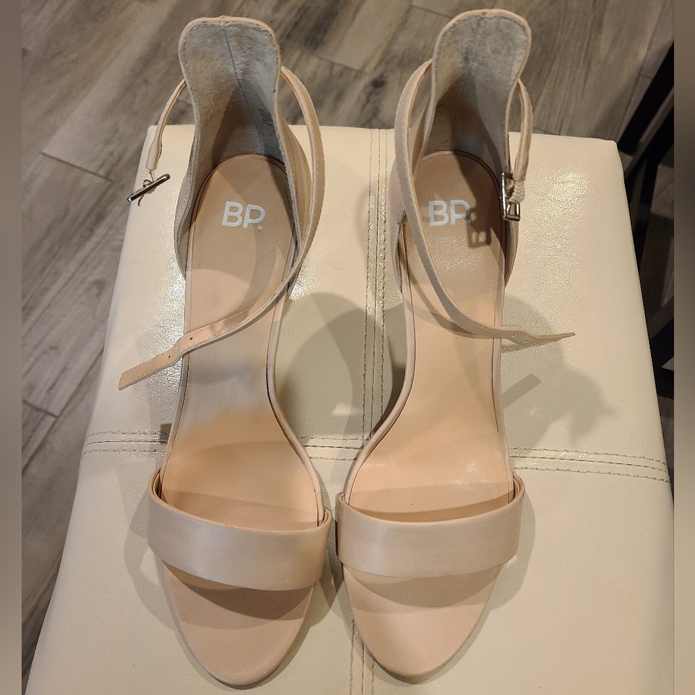 Shoes-heels